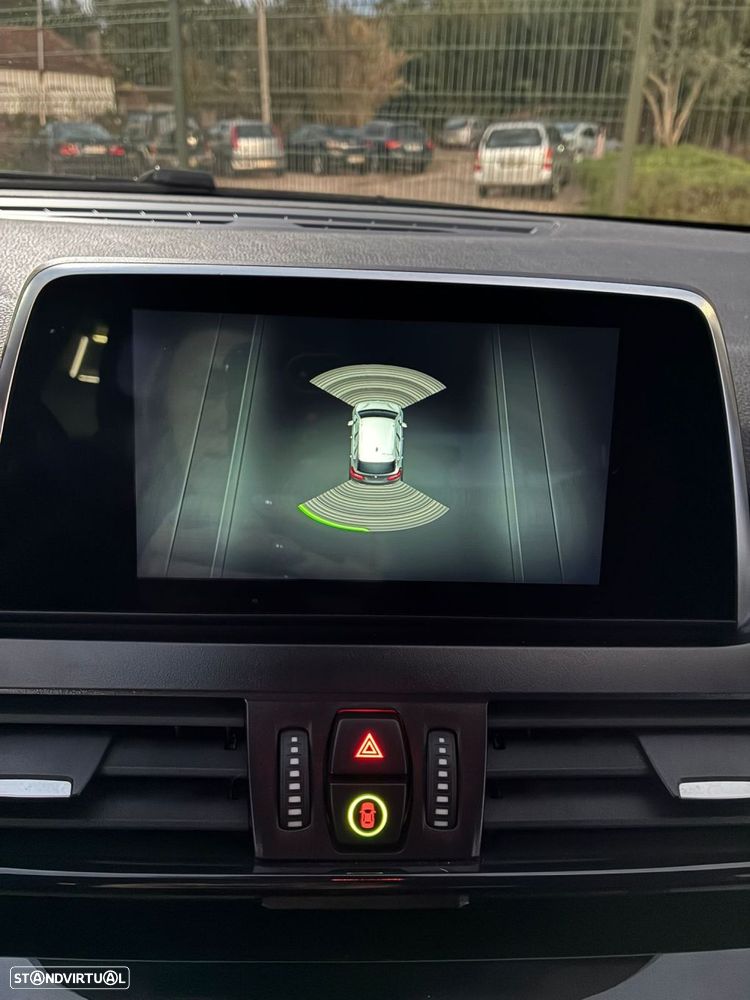 BMW 225xe Active Tourer - 23