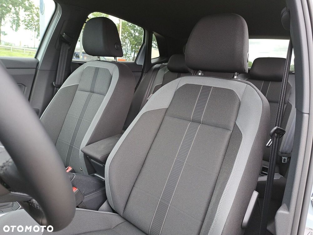 Volkswagen Polo - 12