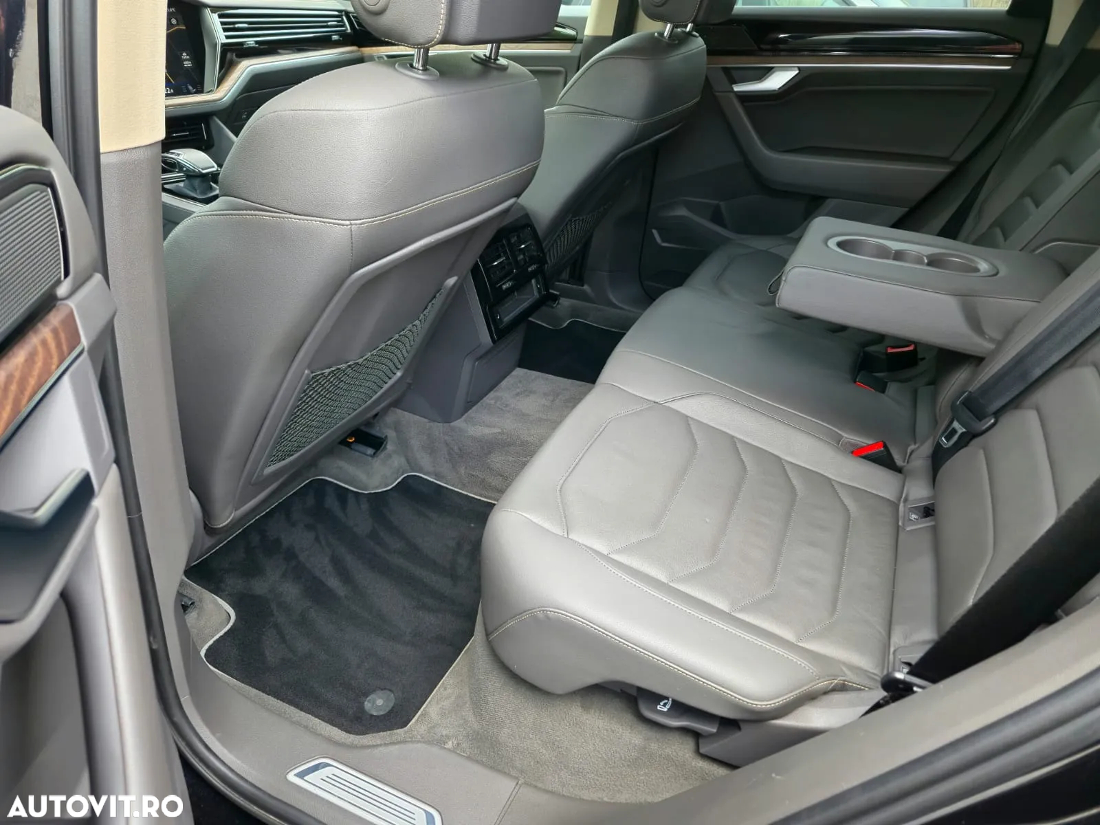 Volkswagen Touareg 3.0 V6 TDI 4Motion DPF Automatik Atmosphere - 16