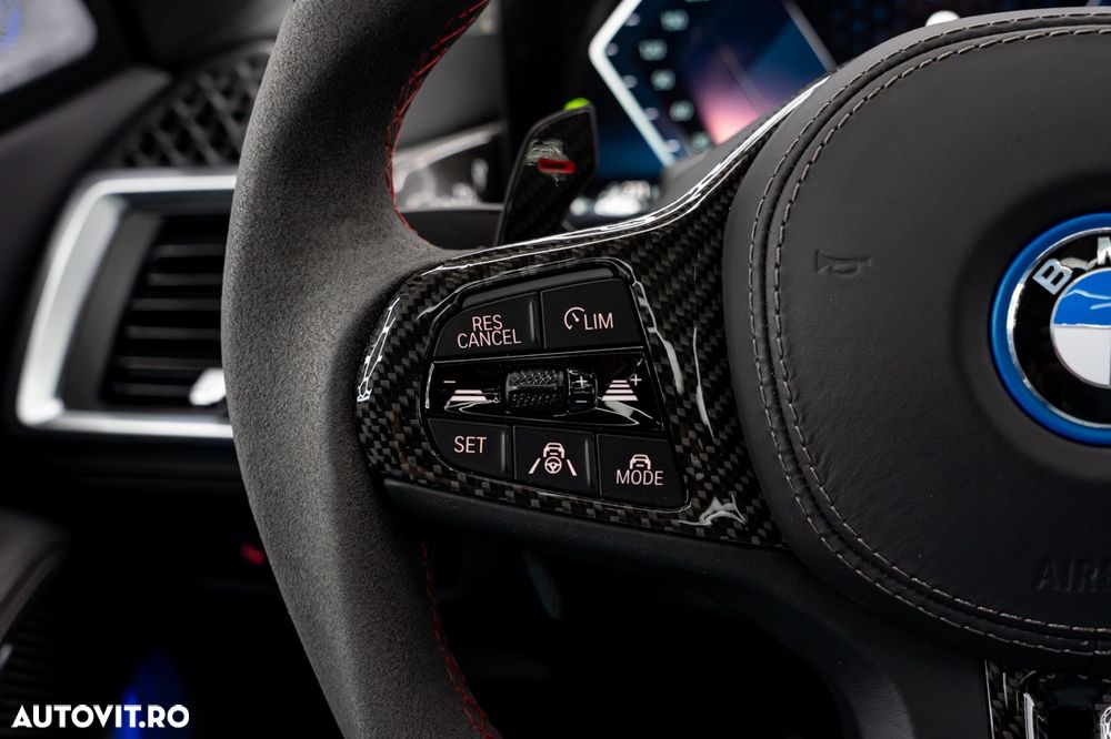 BMW X5 xDrive50e - 35