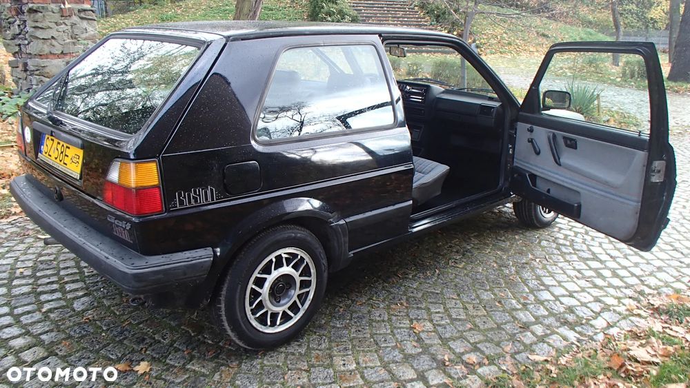 Volkswagen Golf 1.3 - 11