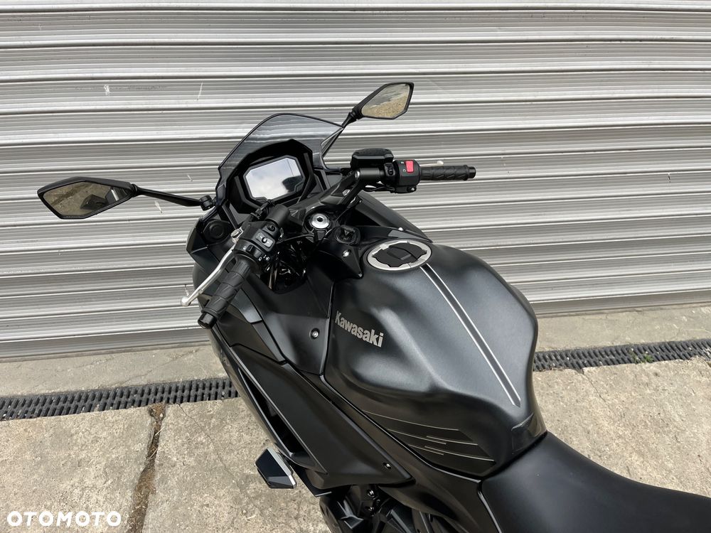 Kawasaki Ninja - 9