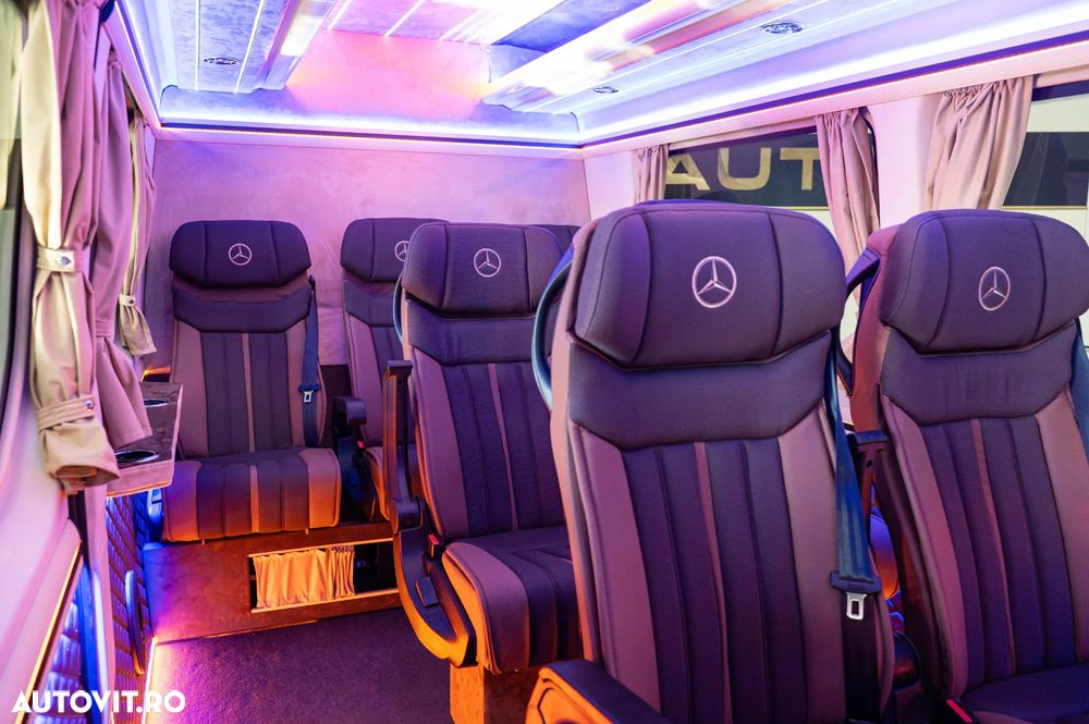 Mercedes-Benz Sprinter Long Custom - 22
