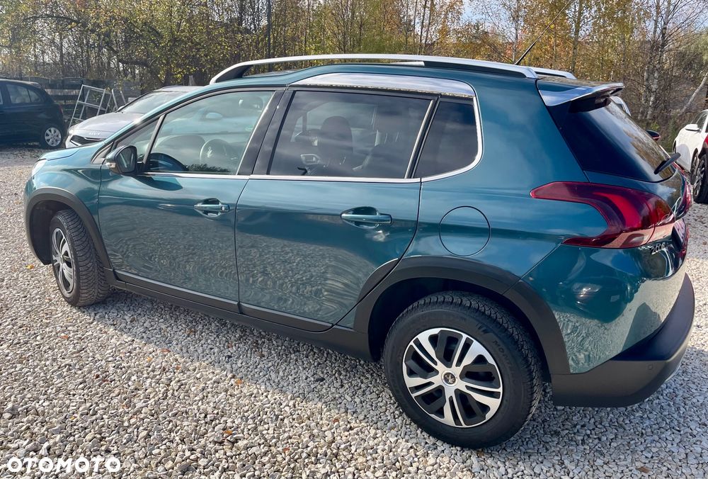 Peugeot 2008 PureTech 130 GPF Stop&Start Allure - 29
