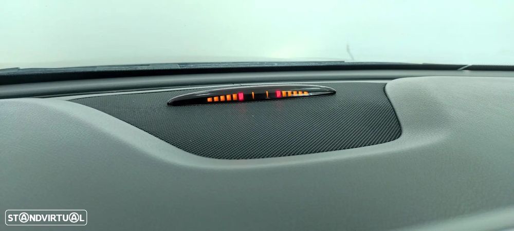 Mercedes-Benz CLA 180 d Shooting Brake AMG Line - 30