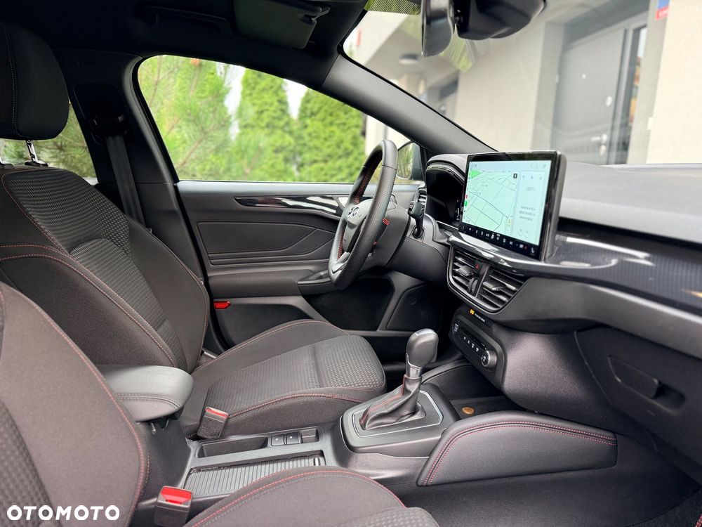 Ford Focus 1.0 EcoBoost mHEV ST-Line X - 29