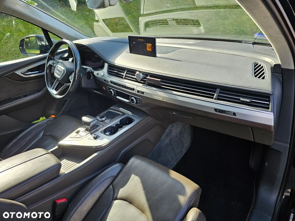 Audi Q7 3.0 TDI Quattro Tiptr - 40