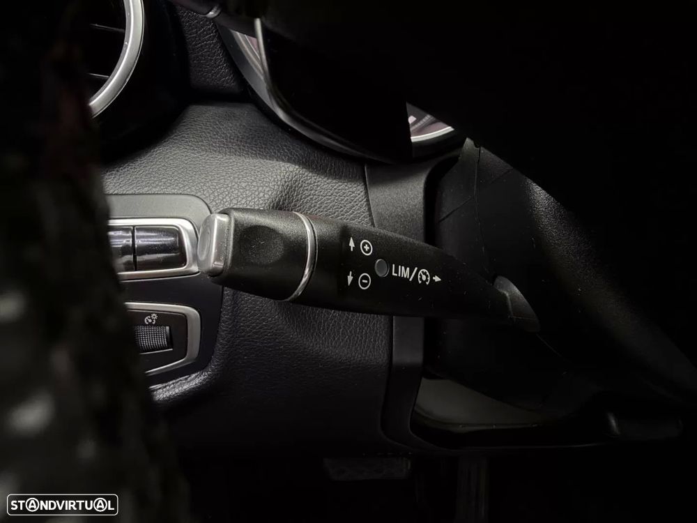 Mercedes-Benz C 350 e — fotografia 27