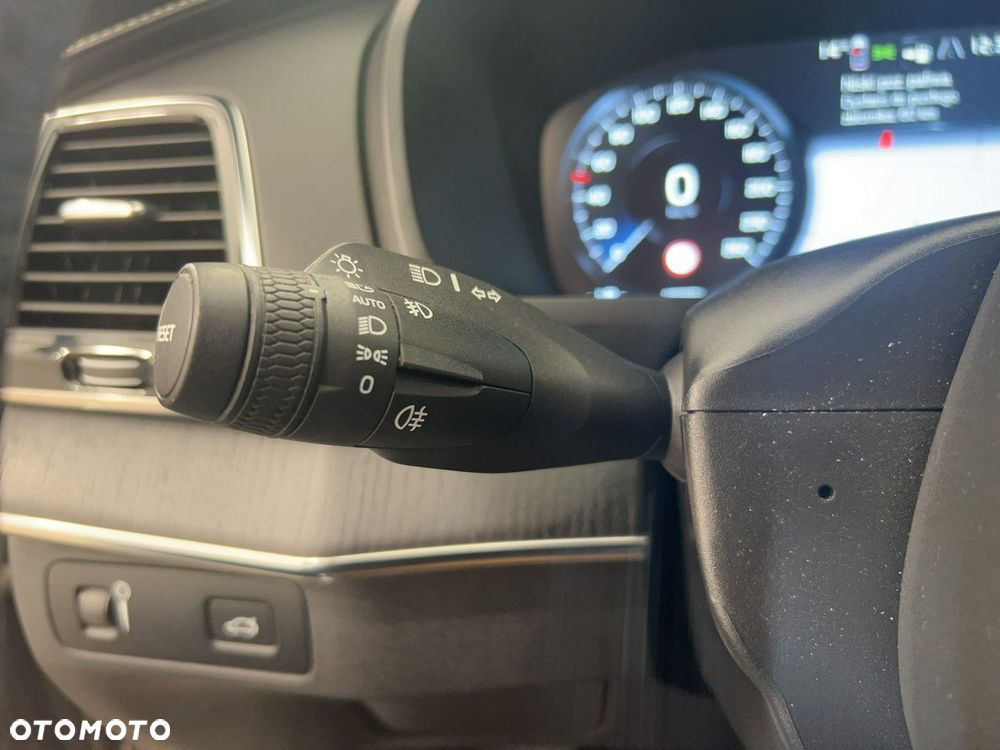 Volvo XC 90 - 27