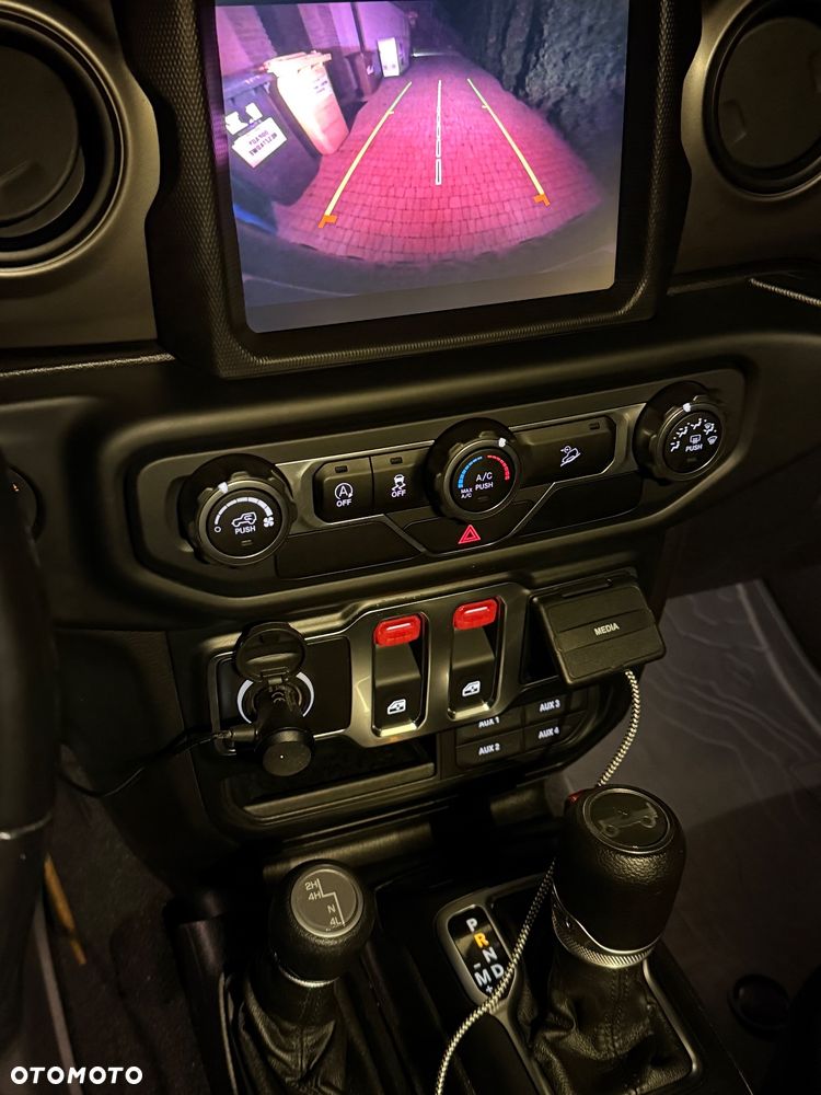 Jeep Wrangler 2.0 T-GDI Hardtop AWD Automatik Sport - 10