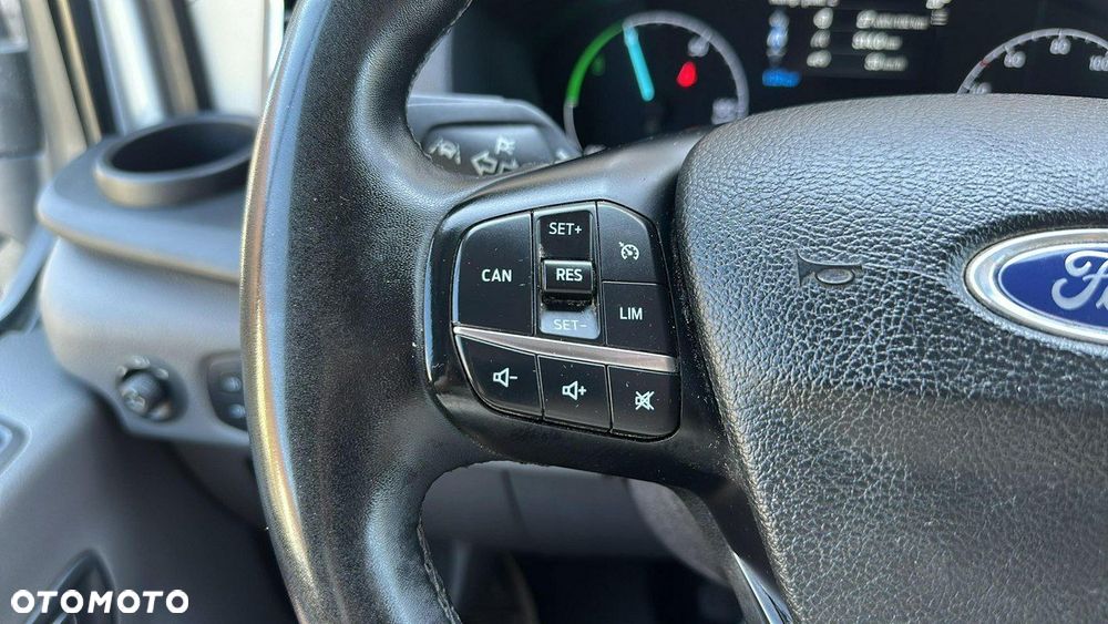 Ford Transit - 18