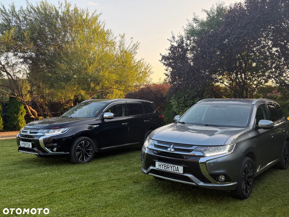 Mitsubishi Outlander Intense + - 33