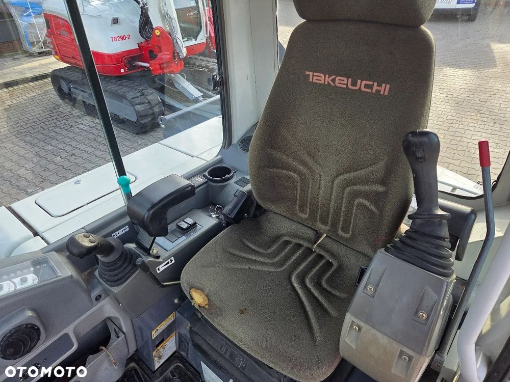 Takeuchi Koparka Gąsienicowa Takeuchi TB250 - 3 łyżki w komplecie - 10