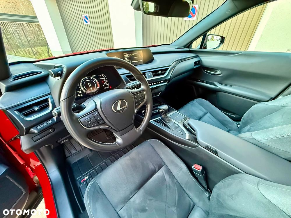 Lexus UX 200 GPF Business Edition 2WD - 19