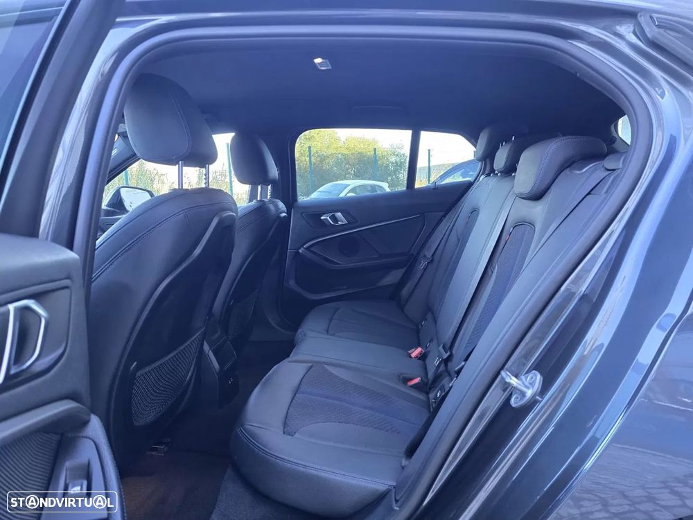 BMW 116 d Pack M - 10