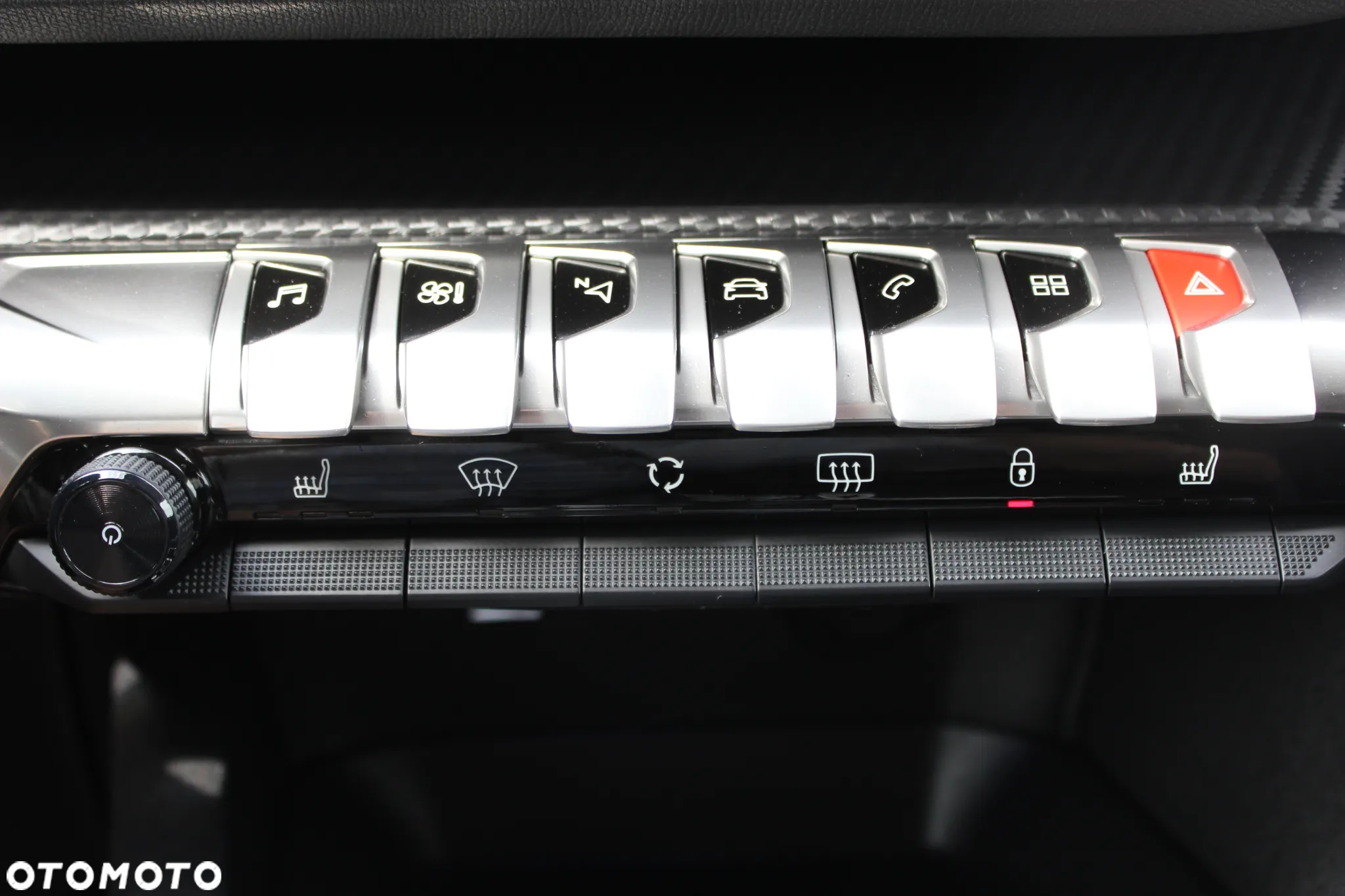 Peugeot 5008 BlueHDI 130 EAT8 Active - 23