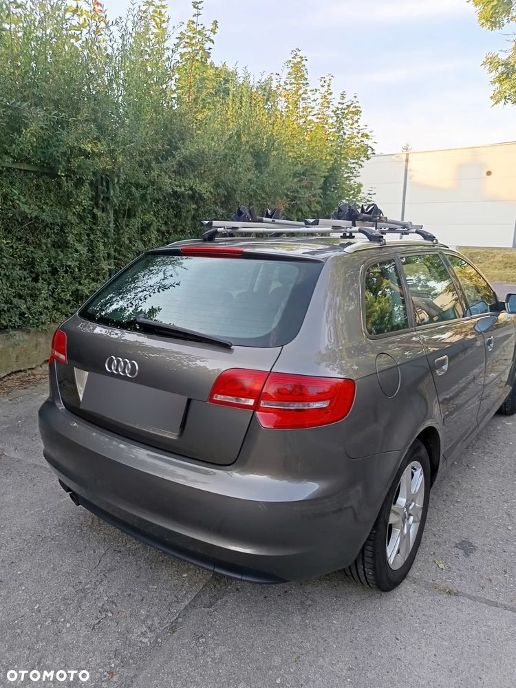 Audi A3 Sportback 1.6 Ambiente - 6