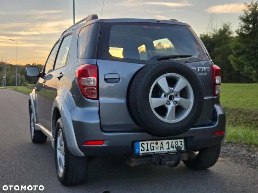 Daihatsu Terios 4WD Top - 5