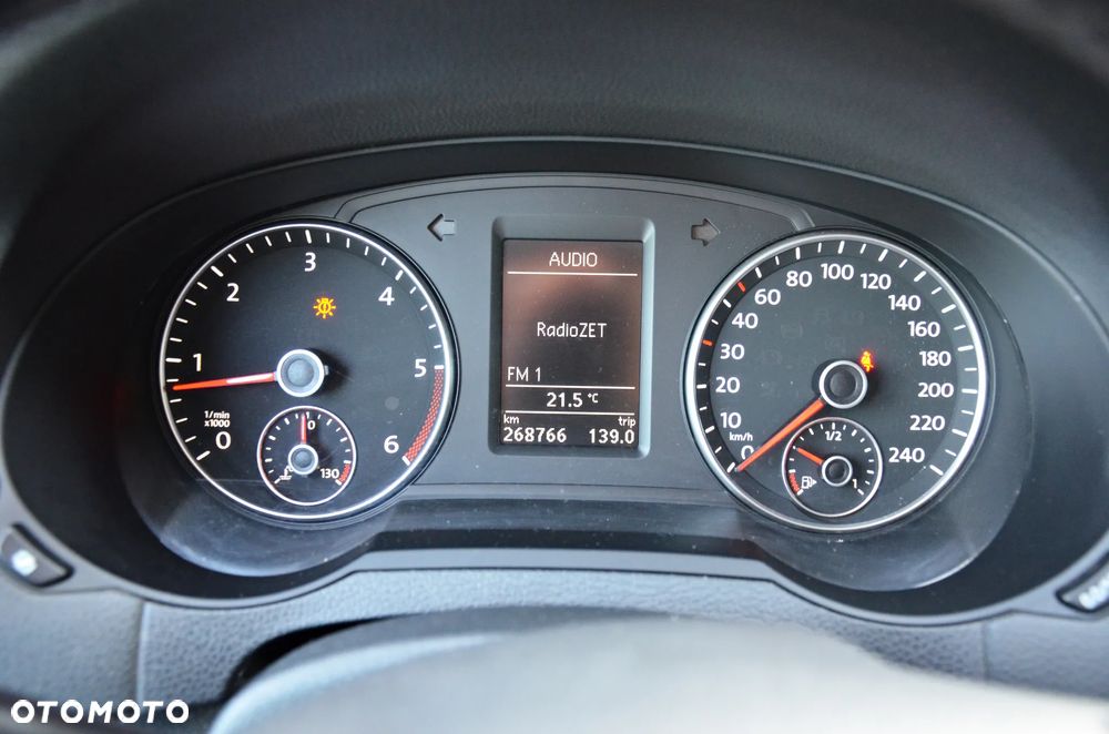 Volkswagen Sharan - 39