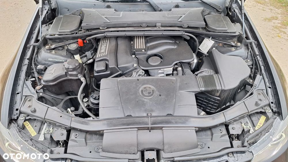BMW Seria 3 - 22