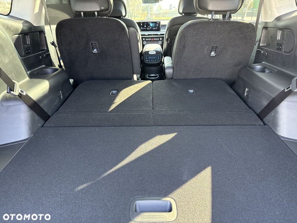 Hyundai IONIQ 9 110kWh Calligraphy AWD - 16