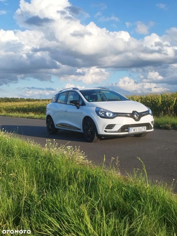 Renault Clio - 10