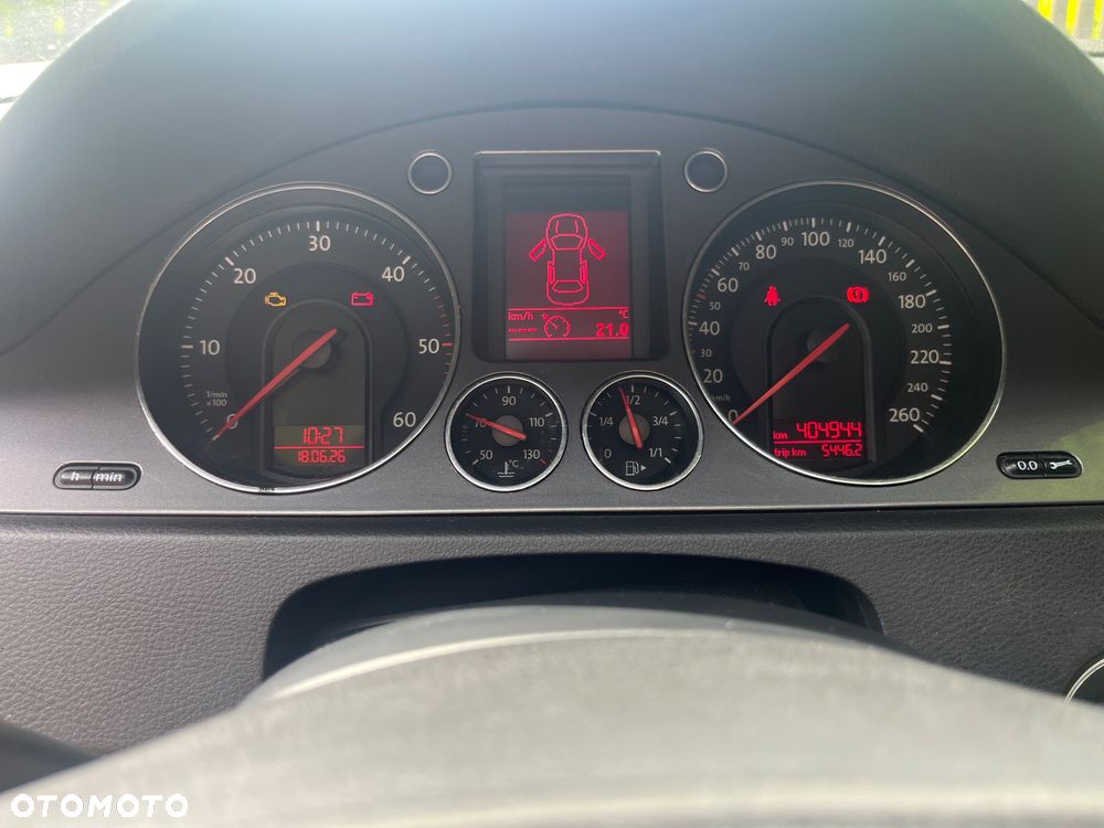 Volkswagen Passat 1.9 TDI Comfortline - 16