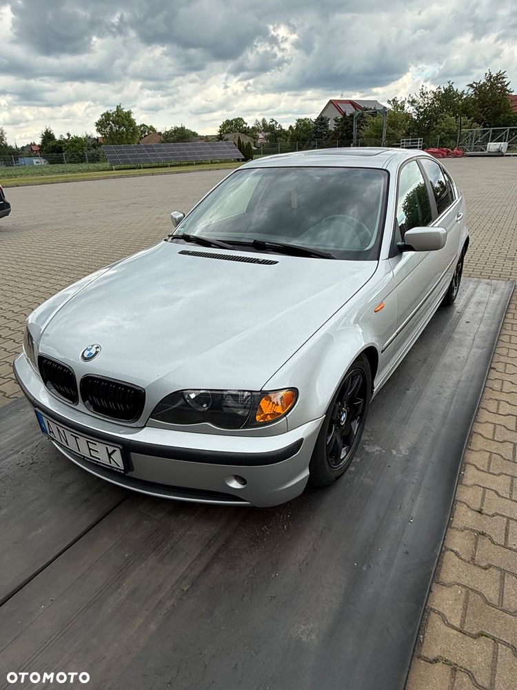 BMW Seria 3 320i - 1