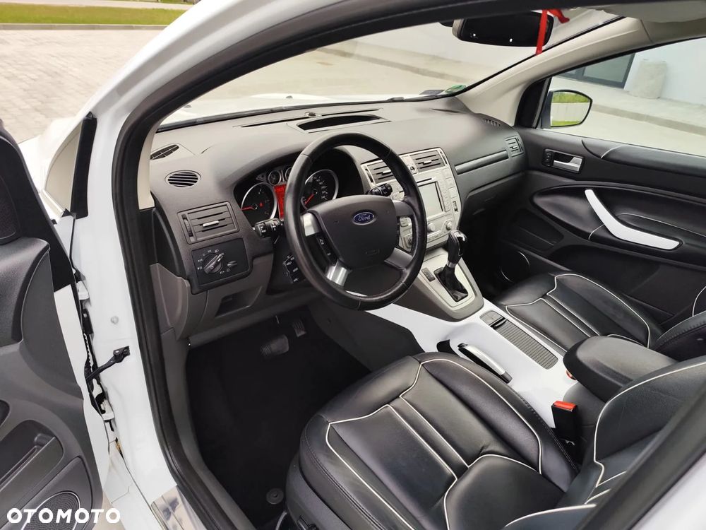 Ford Kuga 2.0 TDCi Individual MPS6 - 39