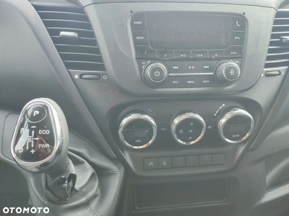 Iveco Daily automat BRYGADA - 14