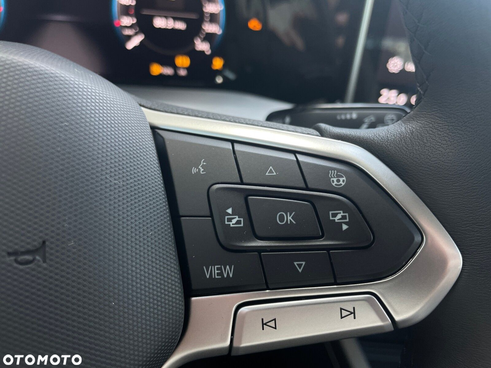 Volkswagen Golf - 18