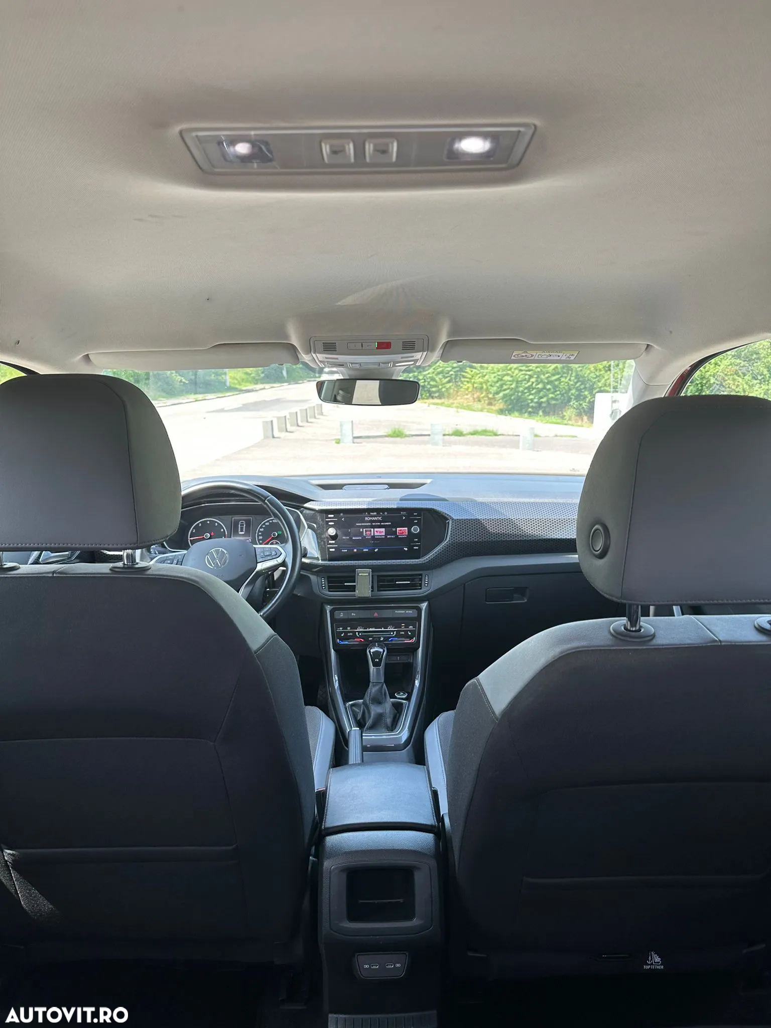 Volkswagen T-Cross - 16