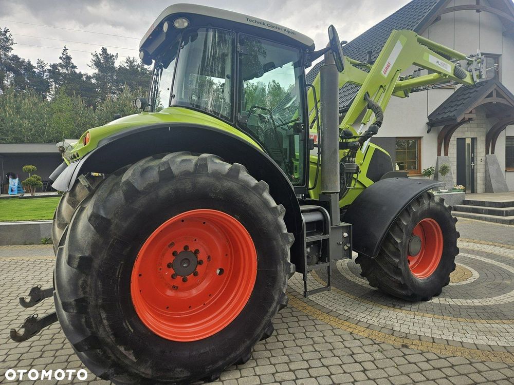 Claas AXION 810 CMATIC - 17