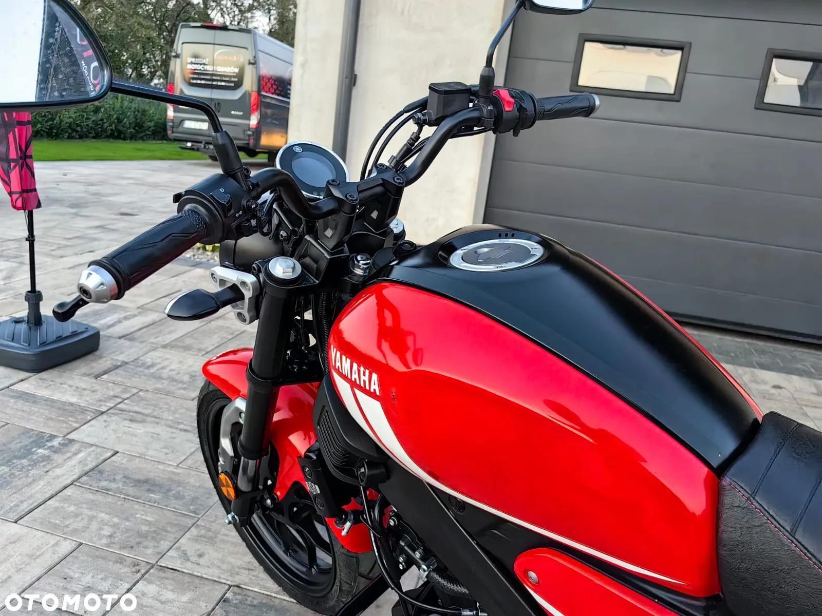 Yamaha XSR - 27