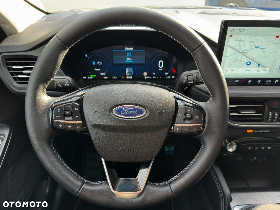 Ford Kuga - 17