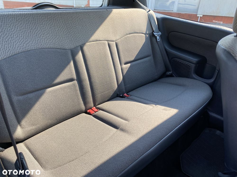 Renault Clio - 8