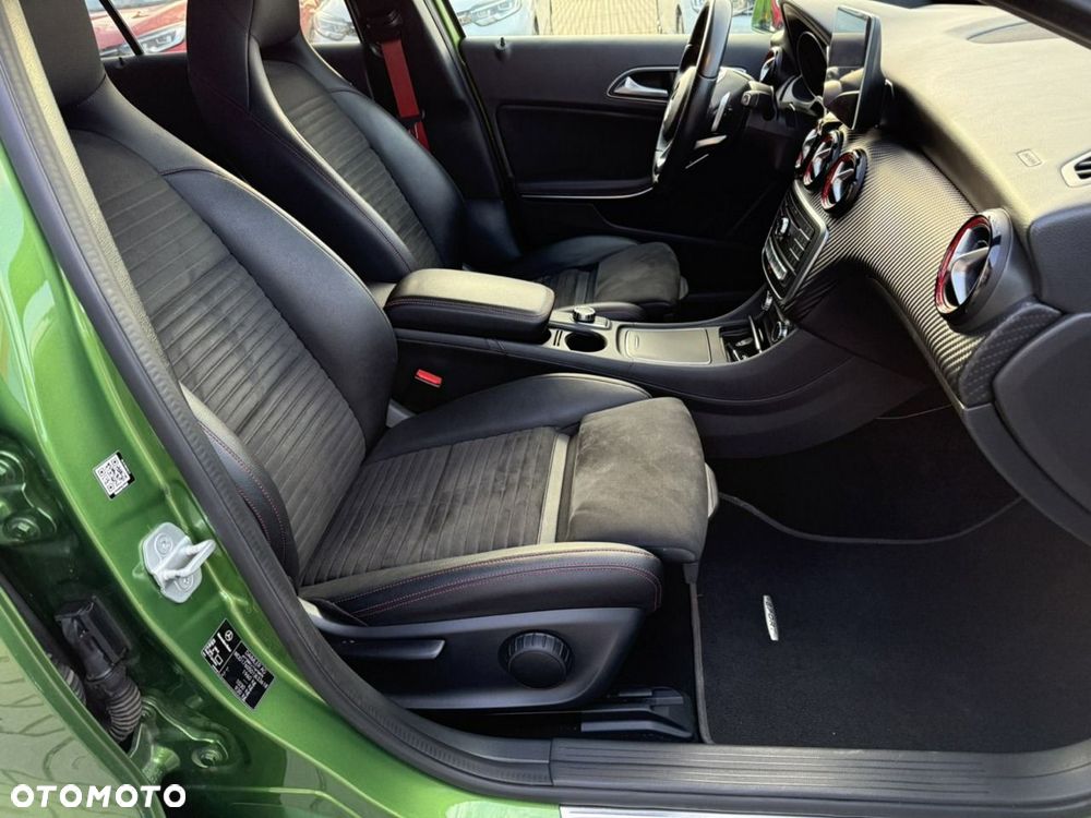 Mercedes-Benz Klasa A 250 7G-DCT Sport - 16