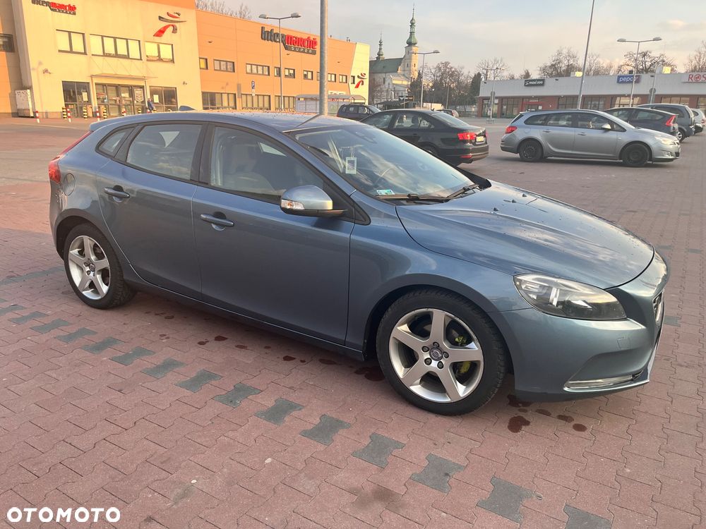 Volvo V40 D2 - 8
