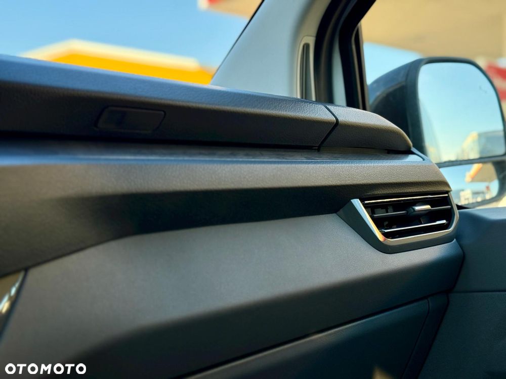 Volkswagen Caravelle 2.0 TDI L2 Edition - 30