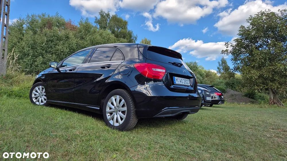Mercedes-Benz Klasa A 180 (BlueEFFICIENCY) Urban - 3