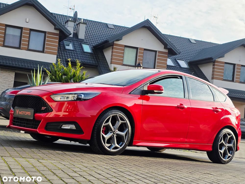 Ford Focus 2.0 TDCi ST - 39