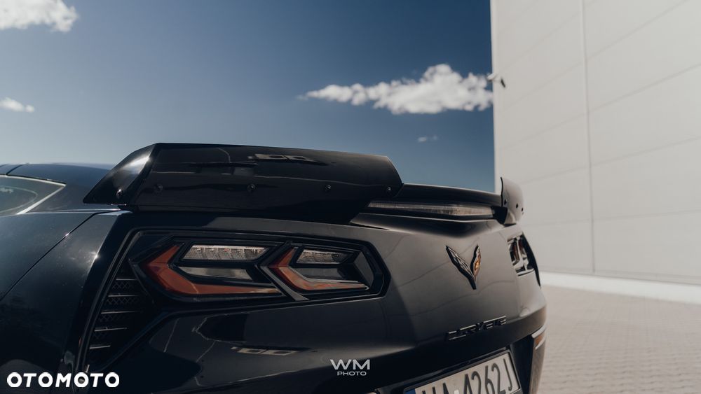 Chevrolet Corvette - 13