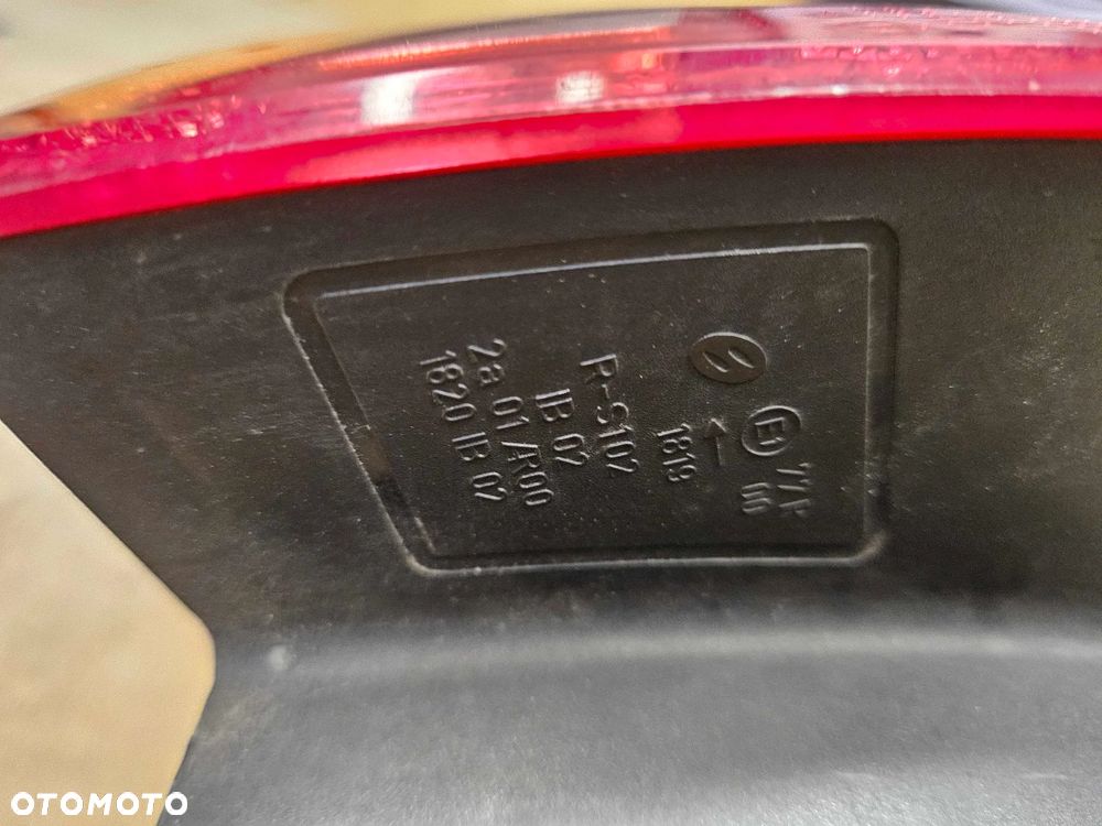 Lampa Lampy Tyl Tylna Prawa Lewa na w Blotnik AUDI A4 B7 Kombi Avant - 16