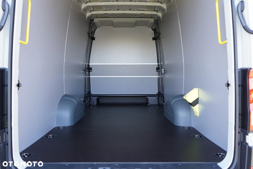 Volkswagen Crafter 35 Brygadówka - 19