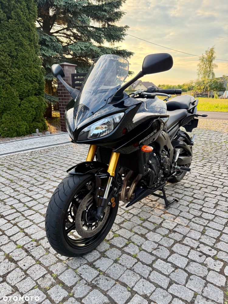 Yamaha FZ8 - 3