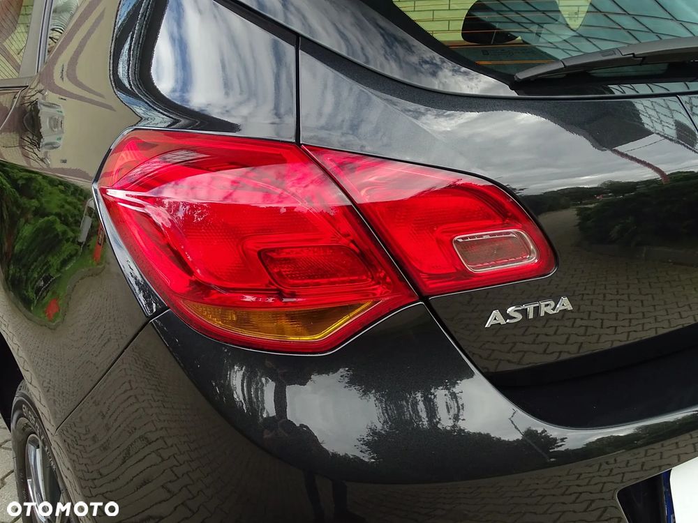 Opel Astra 1.4 Active - 23