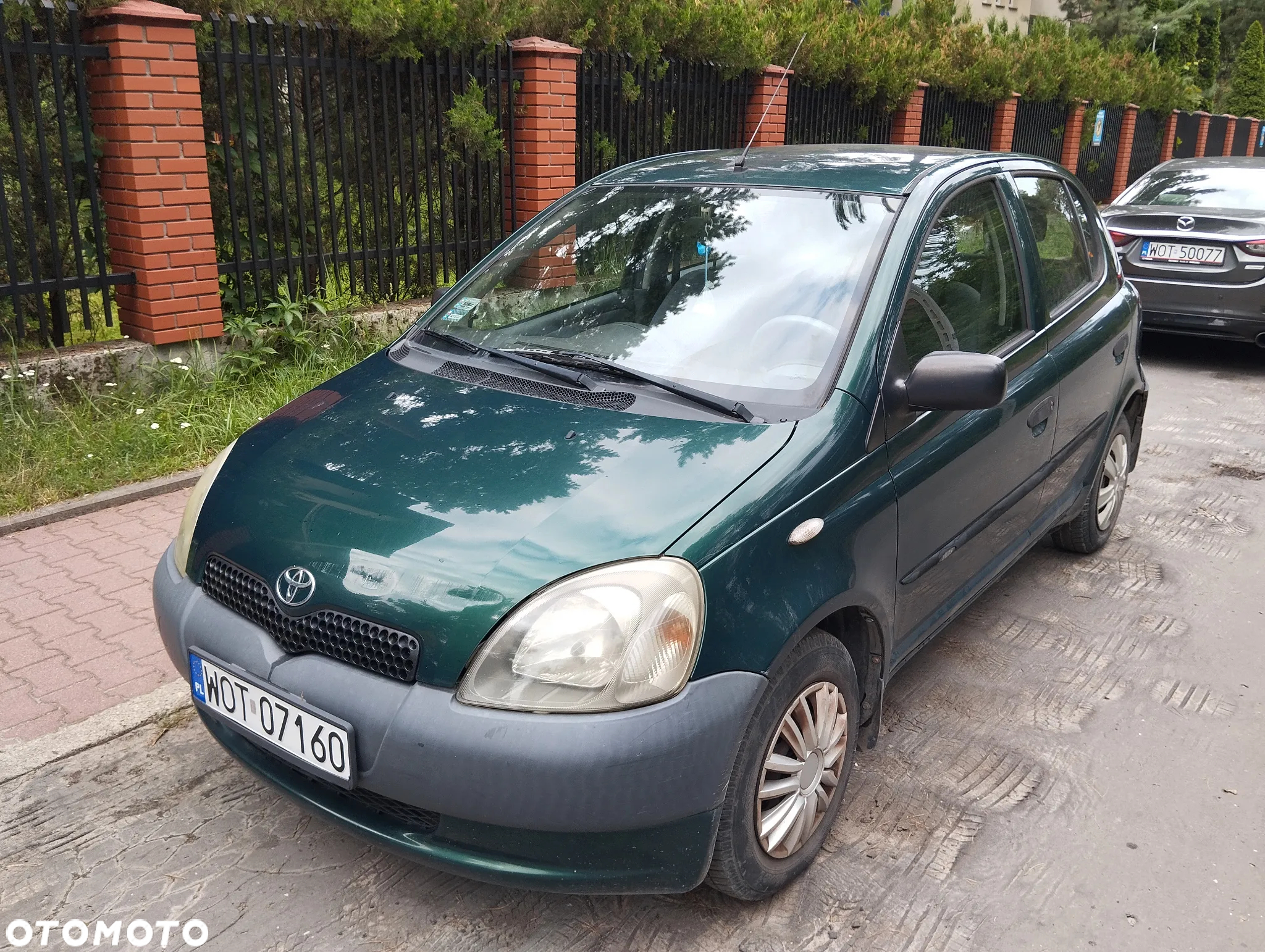 Toyota Yaris 1.0 Terra - 2