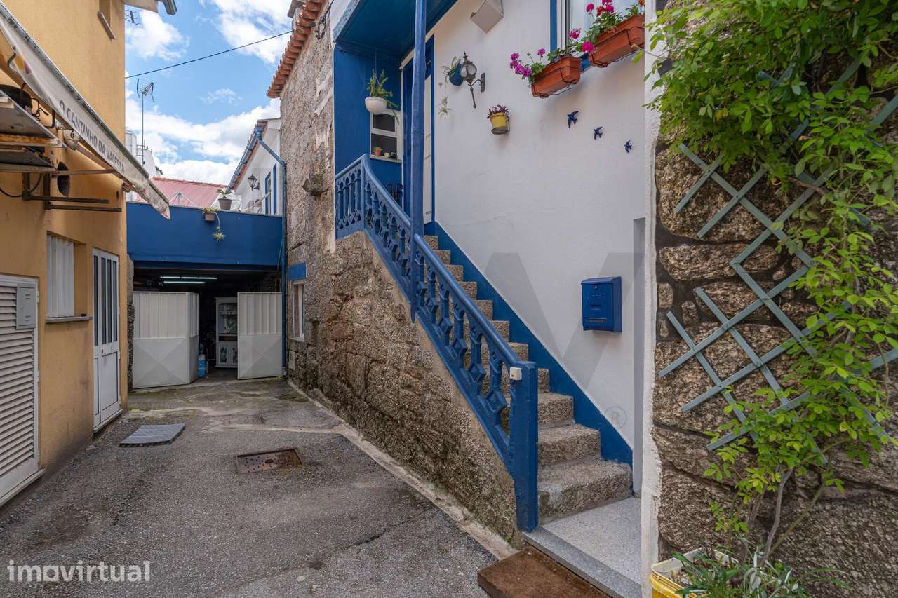 Moradia T5 | Fachada de Pedra e Potencial para Turismo ou Família em F - Grande imagem: 4/26