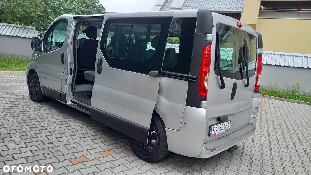 Renault Trafic 2.0 dCi 115 Passenger FAP L2H1 Expression - 33