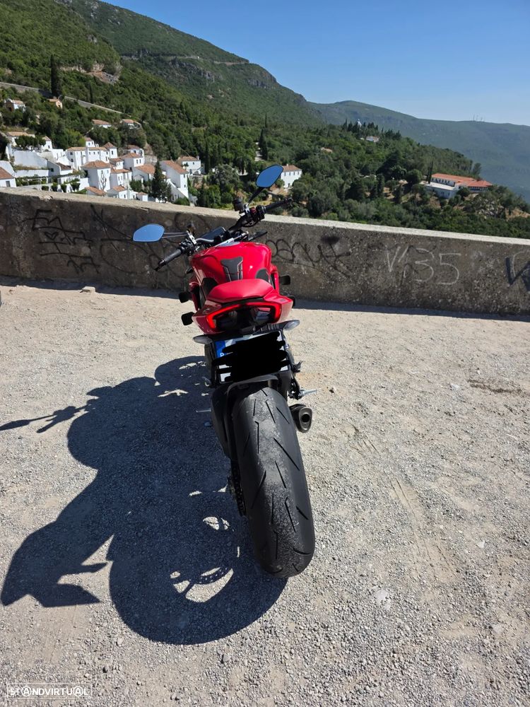 Ducati Streetfighter V4S - 4